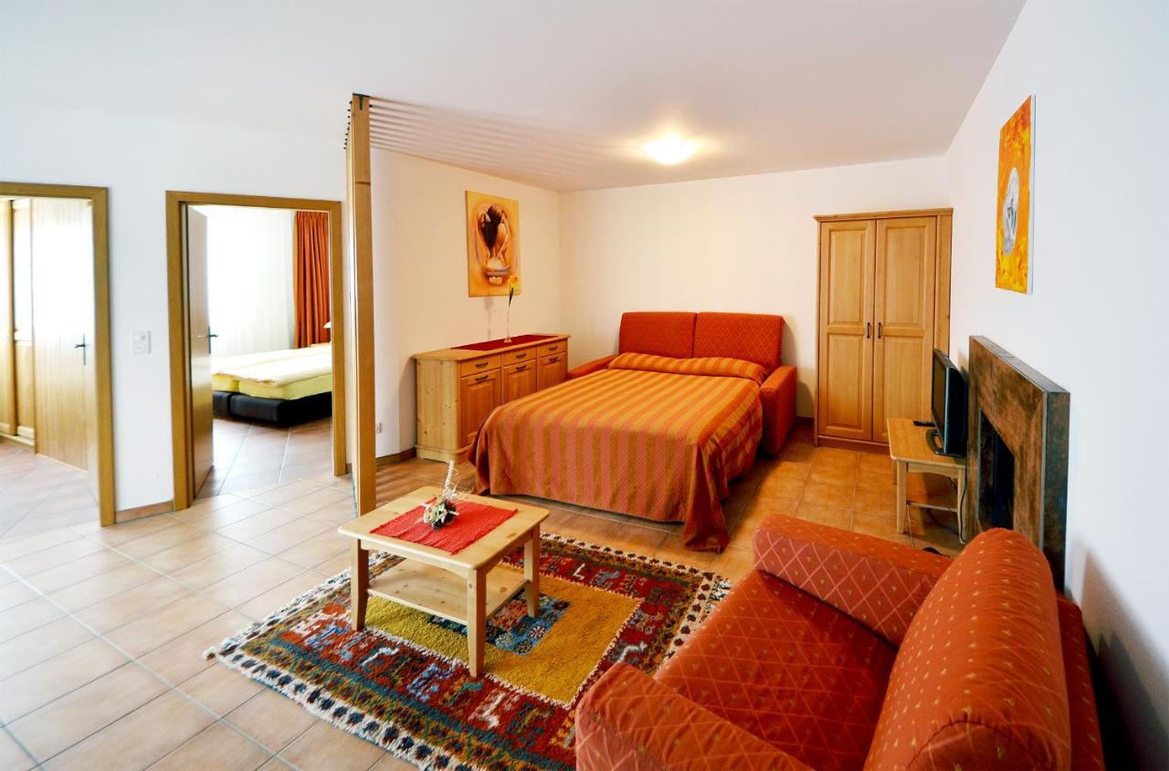 Hotel-Aparthotel サン・ベルナルディーノ 部屋 写真
